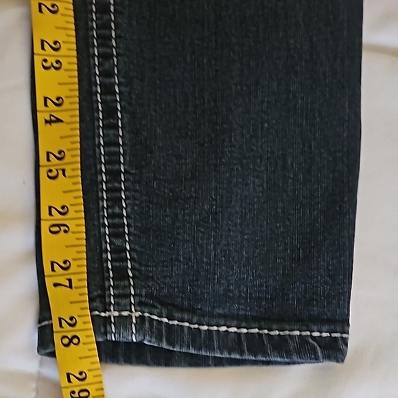 Myth of Jade Dark Blue Jeans with Embroidered Pocket Size 12 - Picture 4 of 8